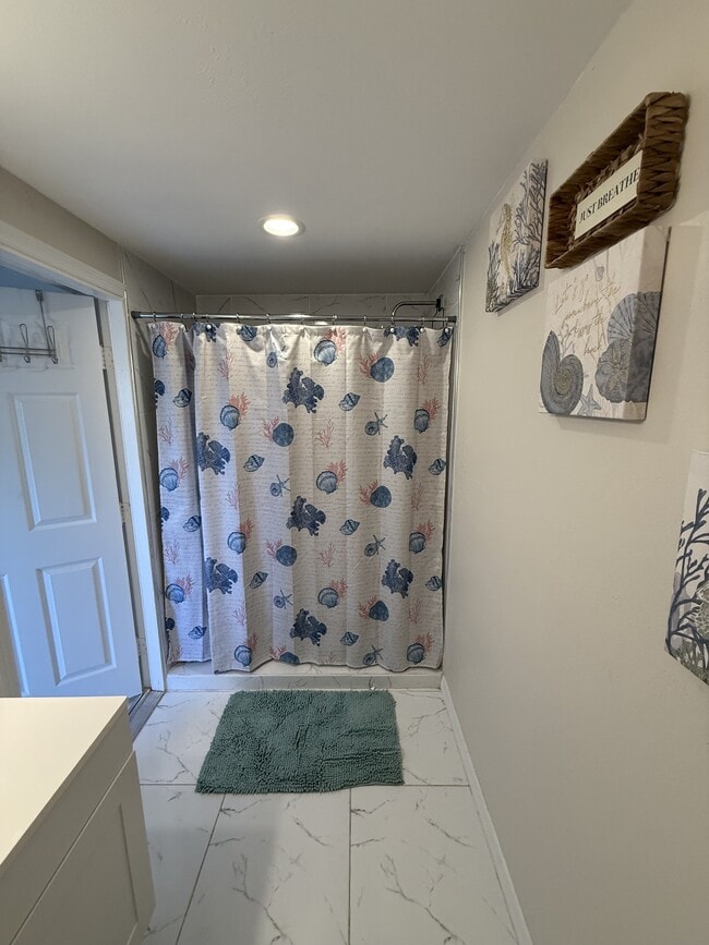 Foto del edificio - 429 Morgan Cir S