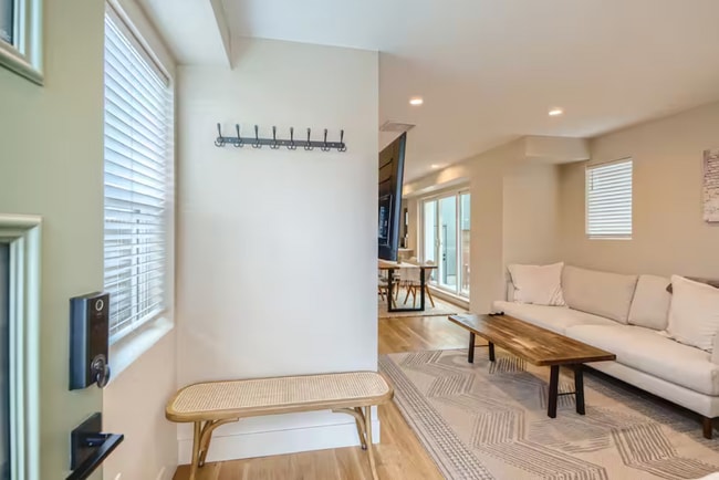 Building Photo - 1348 Zenobia St