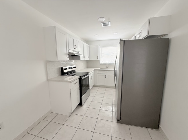 Foto del edificio - 2647 SW 28th Ct