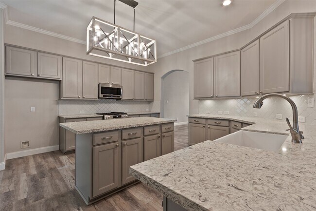 Building Photo - 13402 Indigo Sands Dr