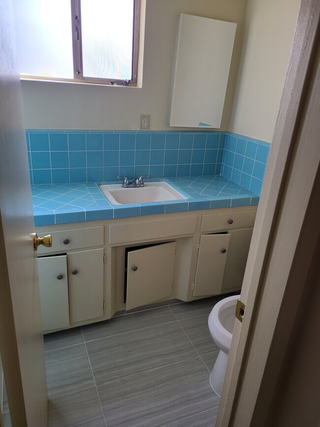 Foto del edificio - 901 Larch St