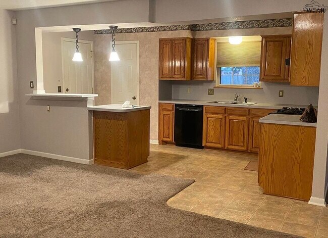 Foto del edificio - 3512 Fairway Blvd