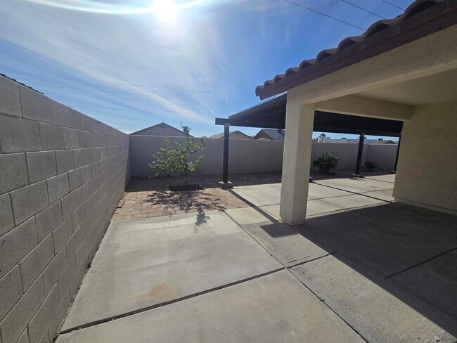 Building Photo - 417 San Juan Ln