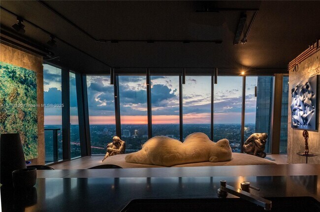 Foto del edificio - 1451 Brickell Ave