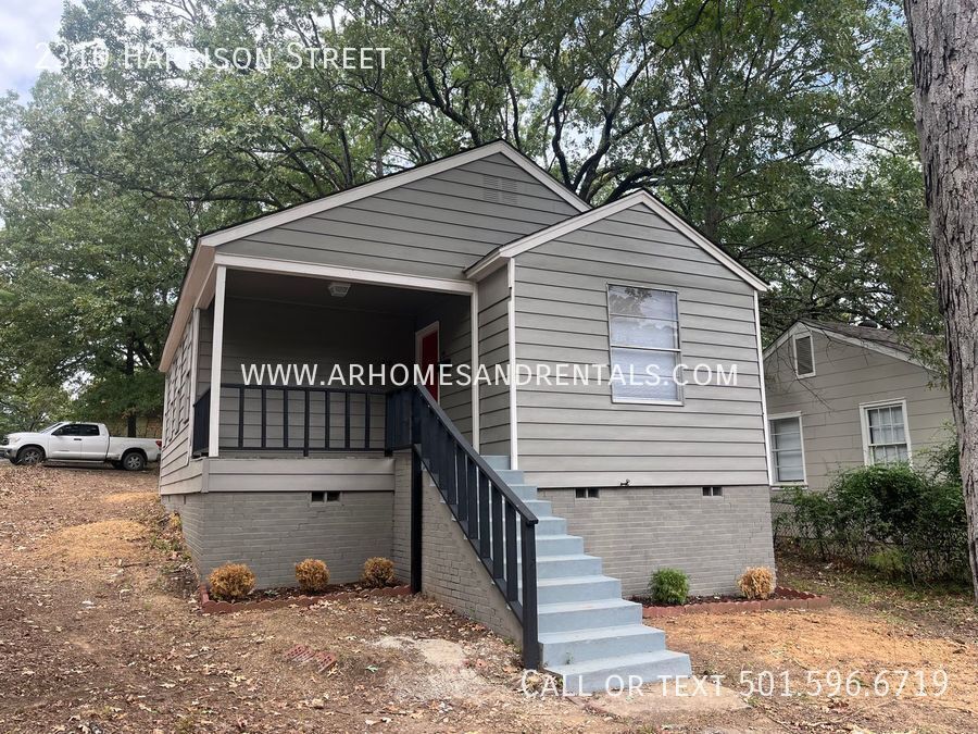 Primary Photo - 2310 S Harrison St