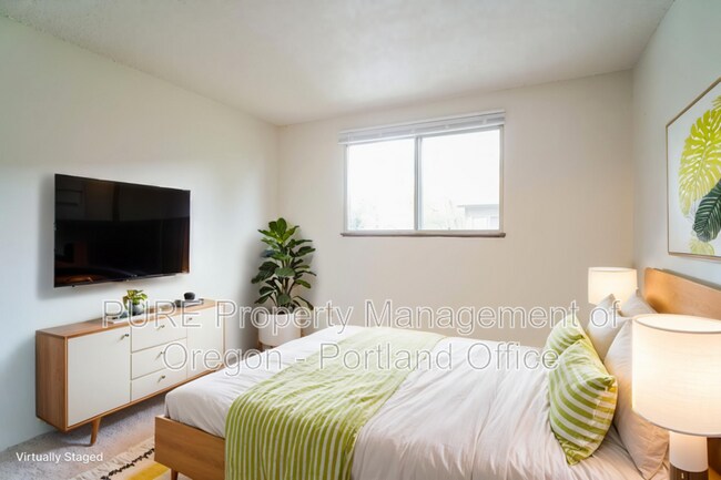 Photo - 14140 NE Sandy Blvd Apartment