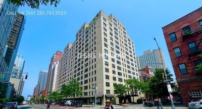 Building Photo - 401 E 88th St