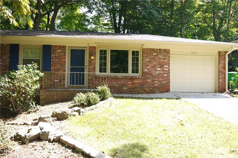 Primary Photo - 995 Seville Dr