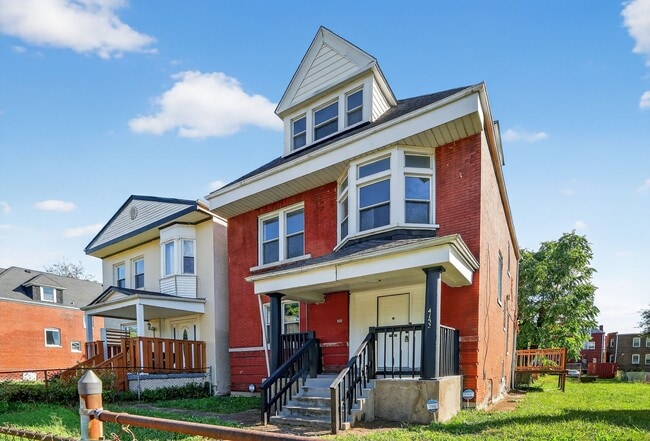 Building Photo - 4152 Delmar Blvd