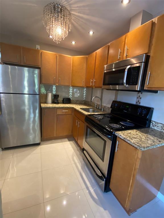 Building Photo - 27015 Coral Springs Dr