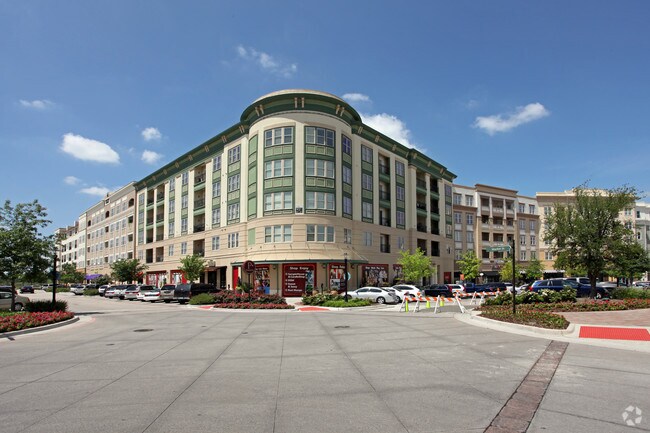 Foto del edificio - Lofts at Watters Creek Apartments