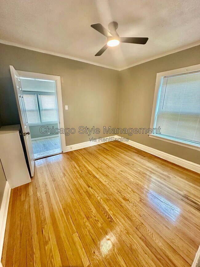 Foto del edificio - 7721 S Hermitage Ave