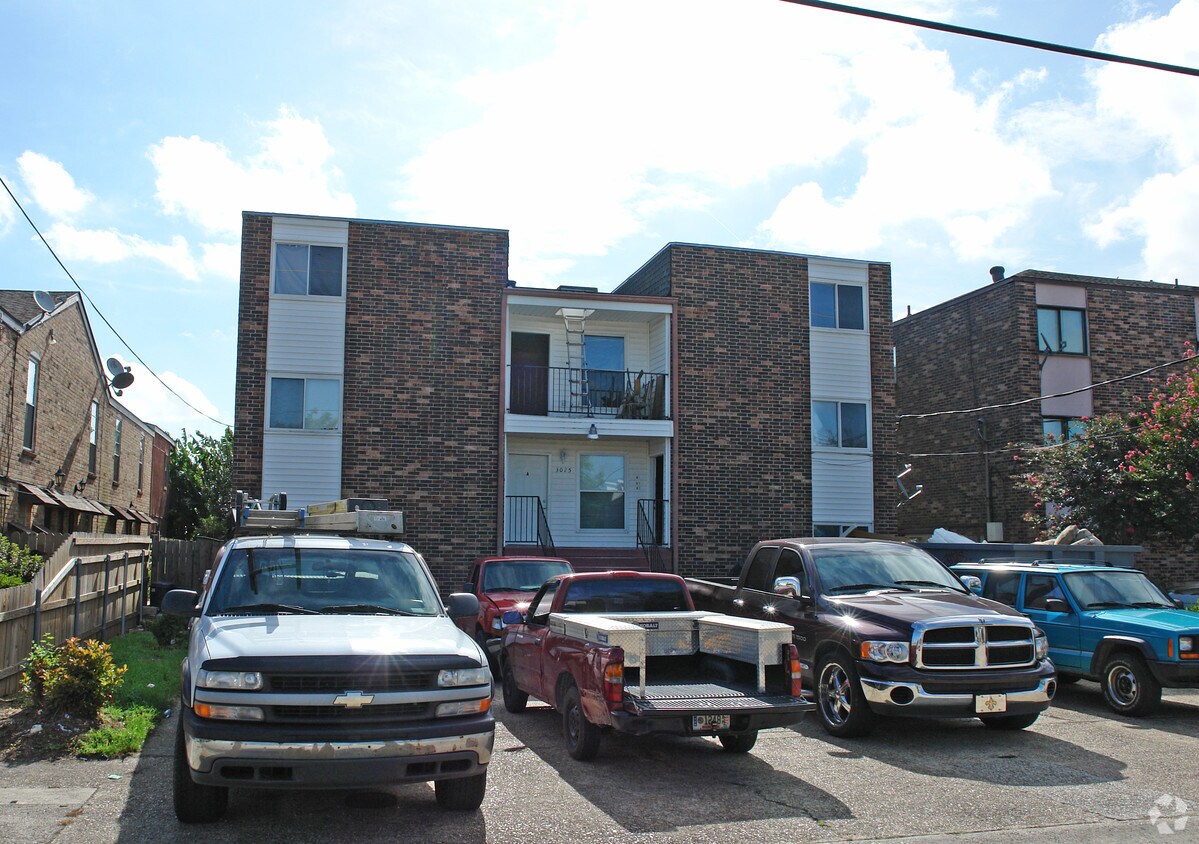 Building Photo - 3025 Independence St