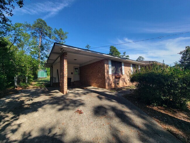 Building Photo - Hammond Hill - Aiken County