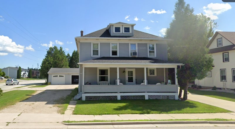 Primary Photo - 1103 Center Ave
