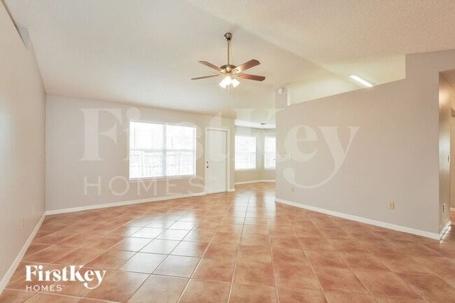 Foto del edificio - 20 Bickwick Ln