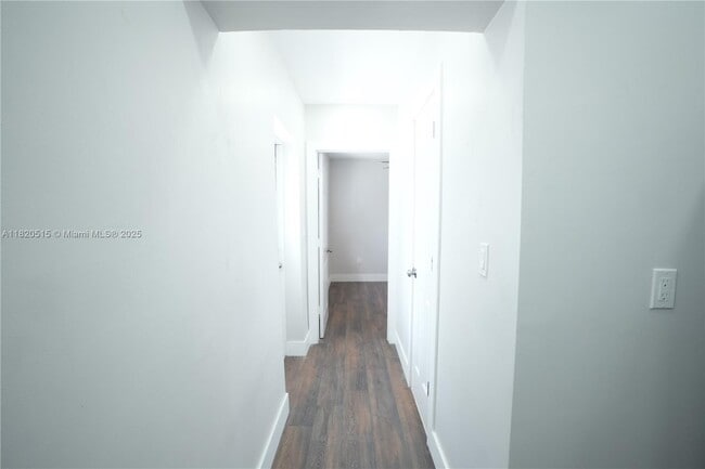 Building Photo - 14530 NW 11th Ct