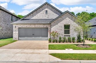 Building Photo - 3609 San Clemente Dr