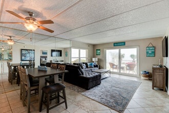 Building Photo - 2294 Ocean Shore Blvd