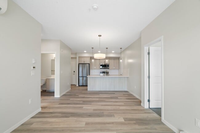 Building Photo - 33 Carringham Gate NW