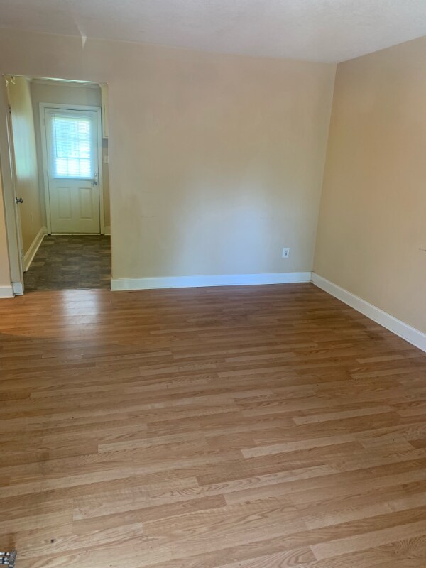 Building Photo - 115 Florence Rdg