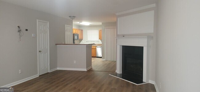 Foto del edificio - 757 Crestwell Cir