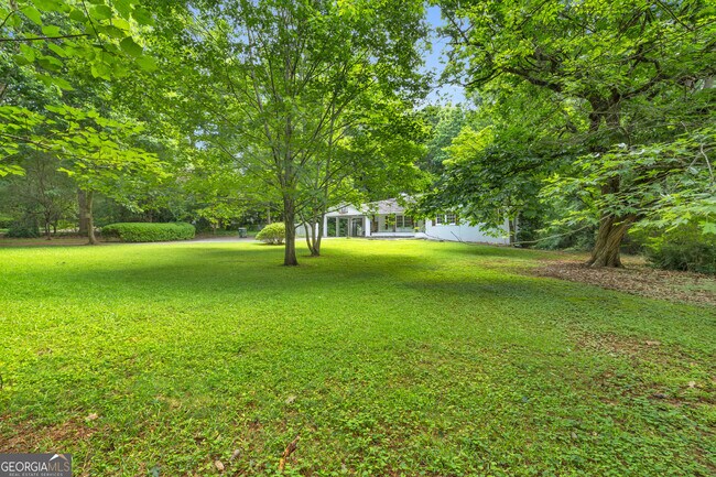 Building Photo - 5095 S Trimble Rd