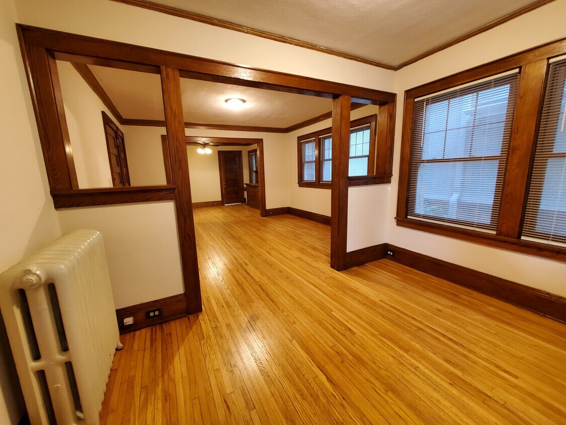 Primary Photo - 3611 Garfield Ave