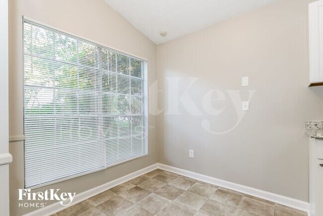 Foto del edificio - 206 Red Oak Dr