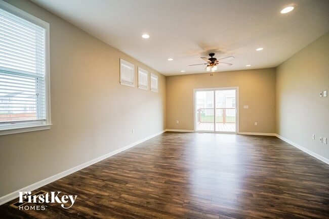 Building Photo - 5946 Ballydugan Dr