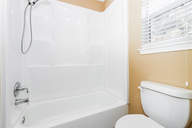Foto del edificio - 14815 Oak Pines Dr