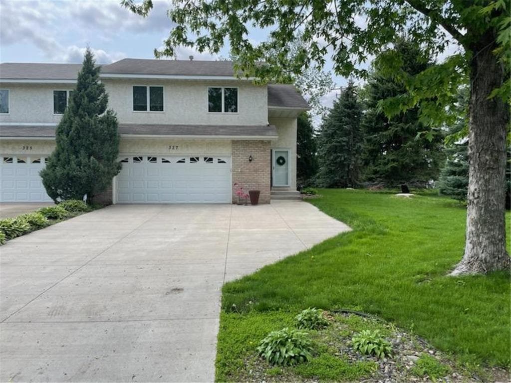 327 Berkshire Ln N, Plymouth, MN 55441 Townhome Rentals in Plymouth