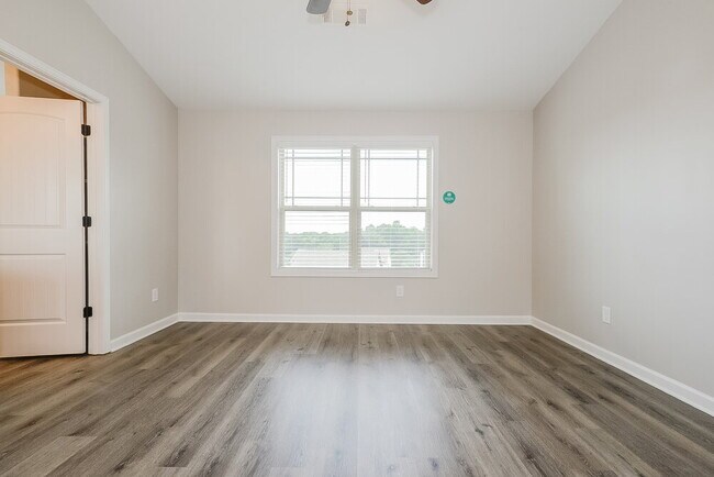 Foto del edificio - 1104 Jury Ct