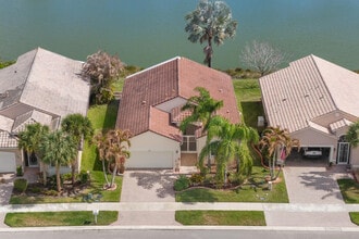 Building Photo - 364 Sunview Way