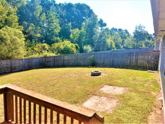 Foto del edificio - 2209 Stornoway Ct