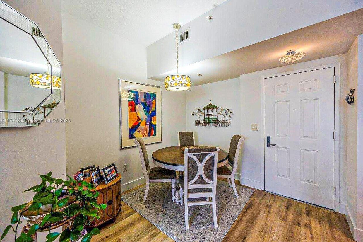 Foto principal - 510 NW 84th Ave