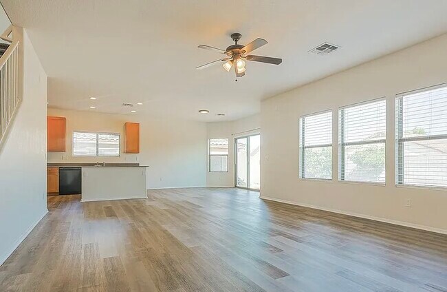 Foto del edificio - 11340 E Ramblewood Ave