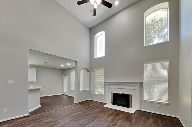 Building Photo - 6307 Briar Cross Ct