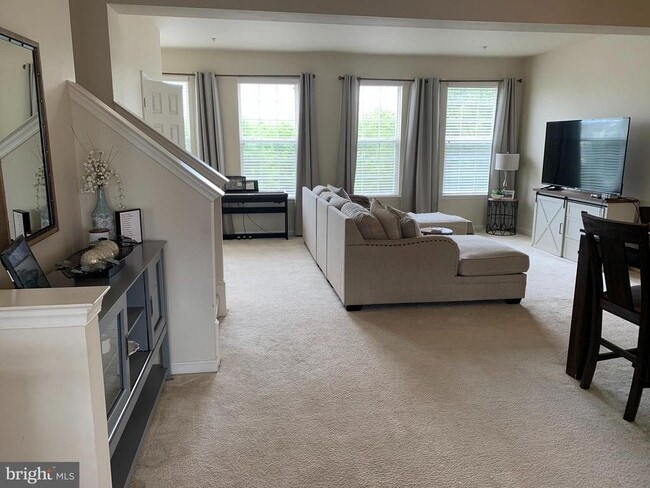 Foto del edificio - 314 East Wainscot Drive