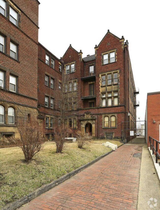 Foto del edificio - Dixson Hall Apartments