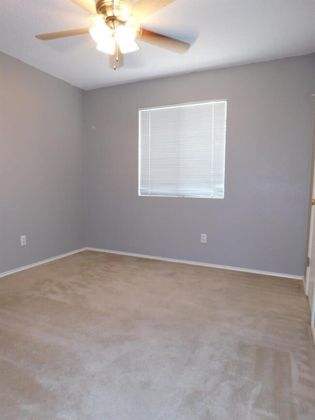 Building Photo - 1509 Black Locust Drive West