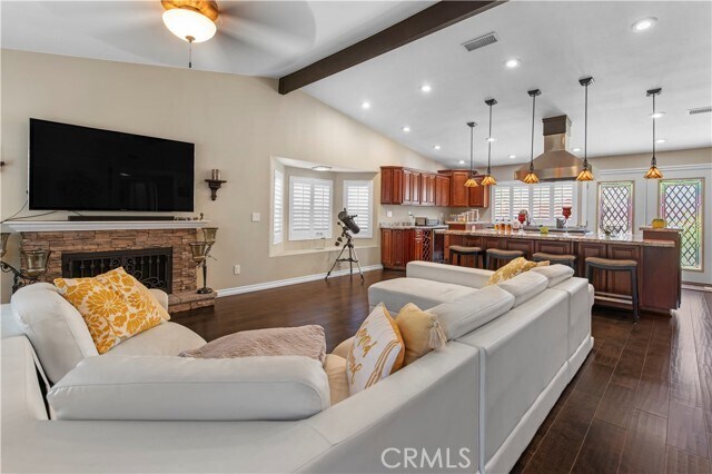 Building Photo - 45419 Silverado Ln