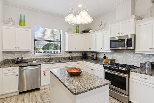 Foto del edificio - 7423 Sparkling Ct