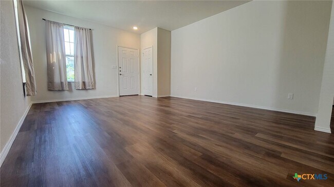 Foto del edificio - 412 Sand Cherry