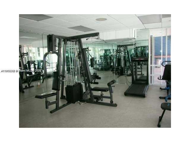 Foto del edificio - 2351 Douglas Rd