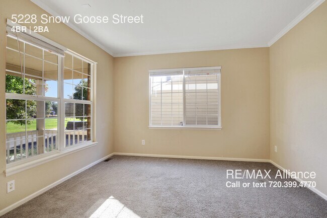Foto del edificio - 5228 Snow Goose Street