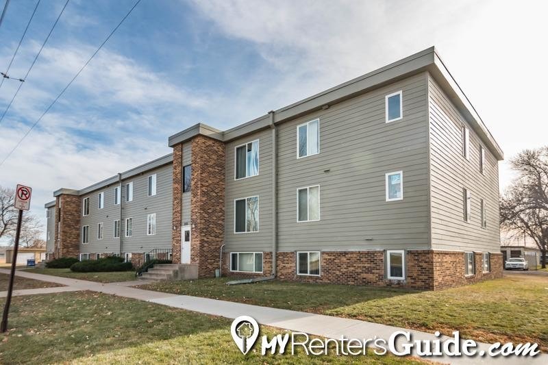 Primary Photo - 1009 N Elmwood Ave