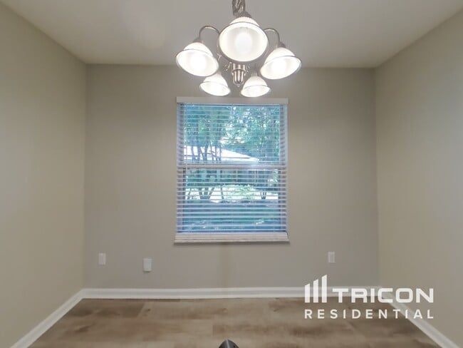 Building Photo - 3334 Brahma Ct