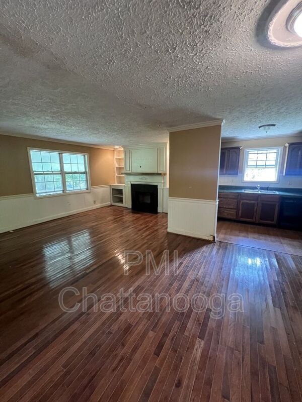 Foto del edificio - 191 Dad Taylor Dr