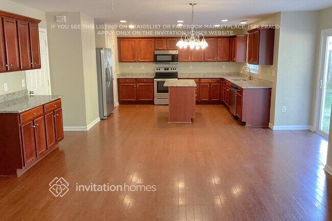 Foto del edificio - 2740 Markham Woods Ct